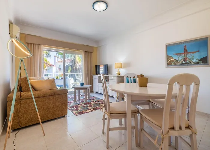 T2 Oasis Parque, Piscinas, Jacuzzi E Tenis! 公寓 波尔蒂芒