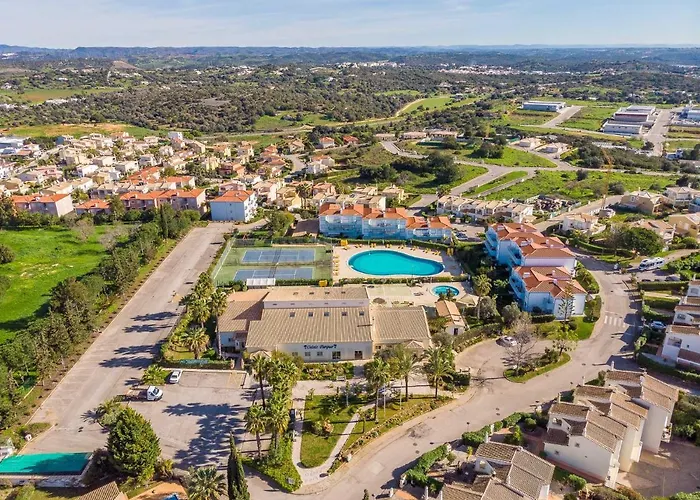 T2 Oasis Parque, Piscinas, Jacuzzi E Tenis! 公寓 波尔蒂芒