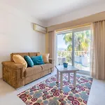 Apartment T2 Oasis Parque, Piscinas, Jacuzzi E Tenis!