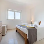 T2 Oasis Parque, Piscinas, Jacuzzi E Tenis! Apartment *